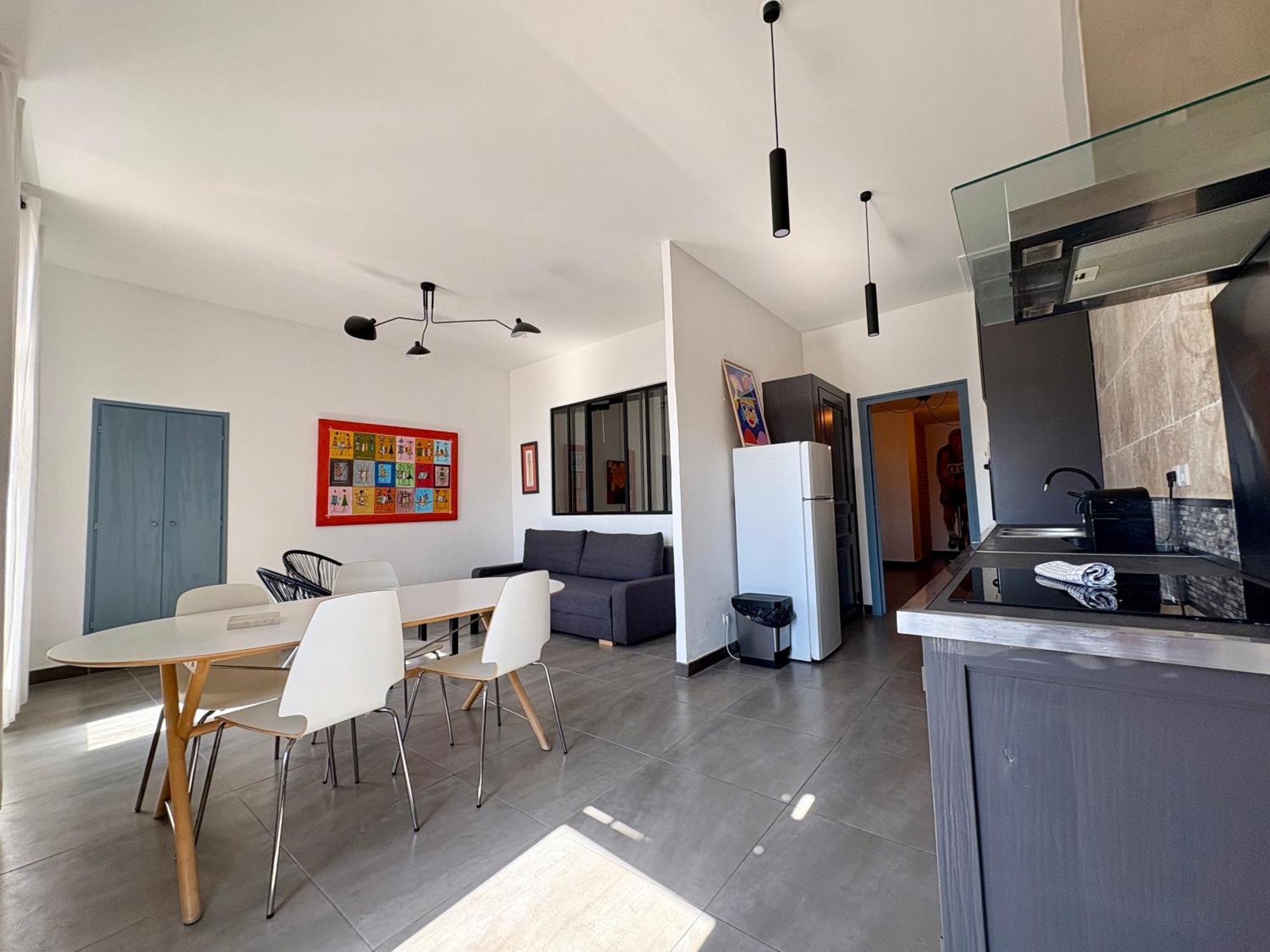 Apartment Sur Quai - En Face De La Criee
