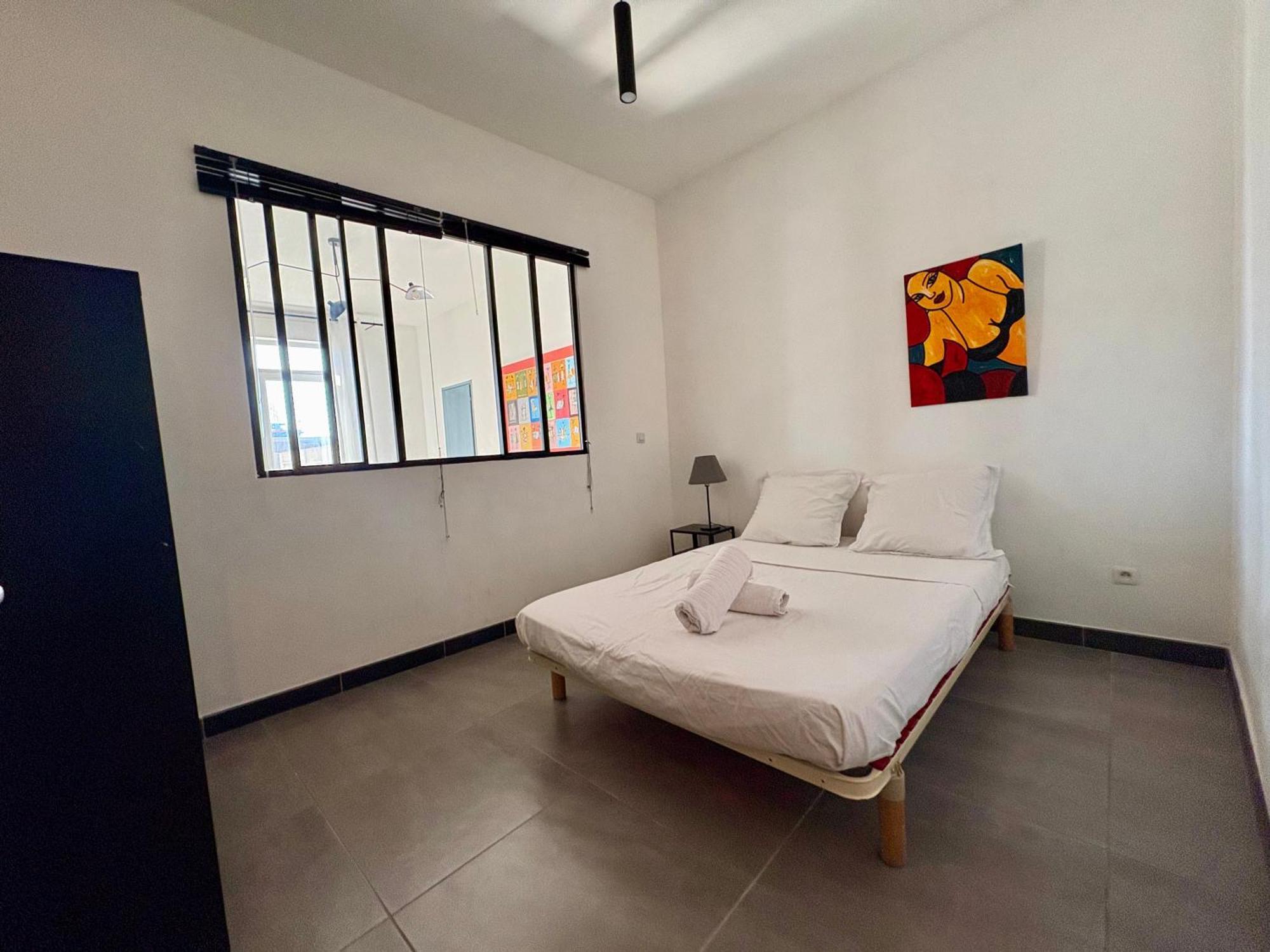 Apartment Sur Quai - En Face De La Criee Sete